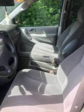 2006 Chrysler Town And Country - - by dealer - vehicle for sale in Cincinnati, OH
