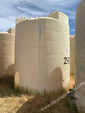 Large Poly Water Tanks - 6, 000/6, 500 Gallon - - by for sale in Bakersfield, CA
