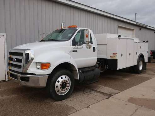 2009 Ford F-750 7.2L Diesel Regular Cab 2WD DRW - cars & trucks - by... for sale in Caledonia, MI