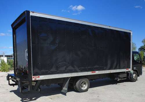 2012 HUGE 22 Foot Box Truck with Aluminum Lift gate - cars & trucks... for sale in Chicago, IL