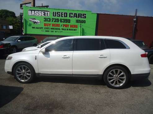 2010 Lincoln MKT AWD - PRICE REDUCTION!! - cars & trucks - by dealer... for sale in Detroit, MI 48227, MI
