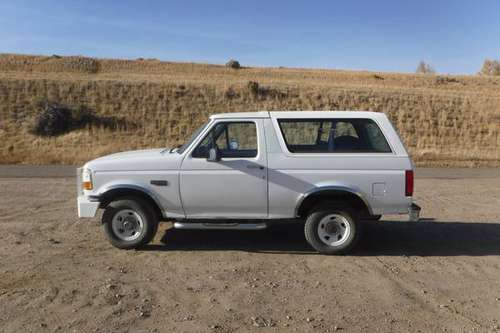 1995 Ford Bronco XL - cars & trucks - by dealer - vehicle automotive... for sale in Craig, CO