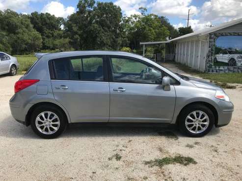 2009 NISSAN VERSA HATCHBACK...ONE OWNER..NO ACCIDENTS for sale in Arcadia, FL