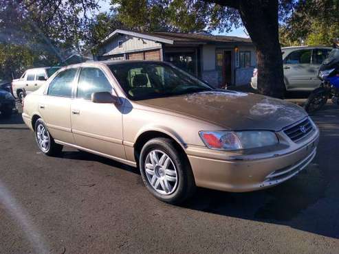 2001 Toyota Camry - cars & trucks - by owner - vehicle automotive sale for sale in Cedar Park, TX