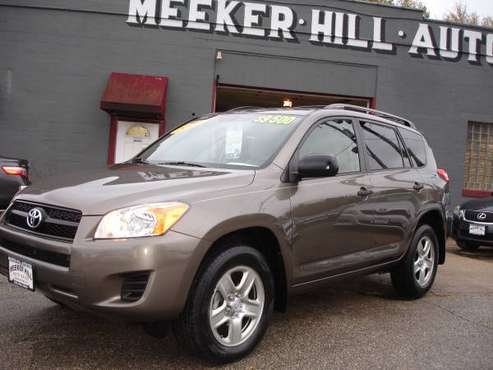 2010 TOYOTA RAV4 4X4 SUV! 2 OWNERS! NEW BRAKES! for sale in Germantown, WI