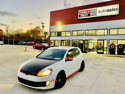2011 VOLKSWAGEN GTi HATCHBACK 2D 4-Cyl 2.0 LITER CALL OR TEXT... for sale in Clarksville, TN