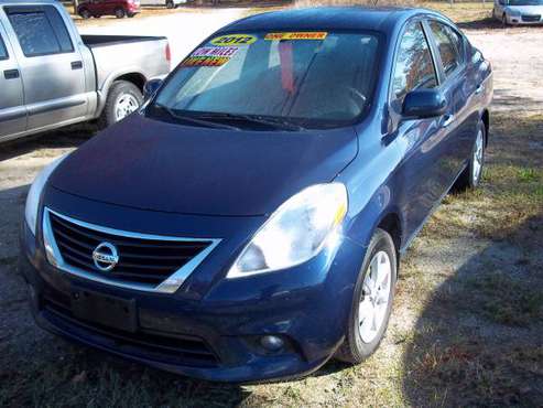 2012 NISSAN VERSA (ONE OWNER) - cars & trucks - by dealer - vehicle... for sale in Tiverton , RI