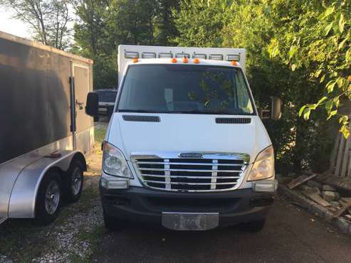 2011 freightliner sprinter ambulance - cars & trucks - by owner -... for sale in Rahway, NJ