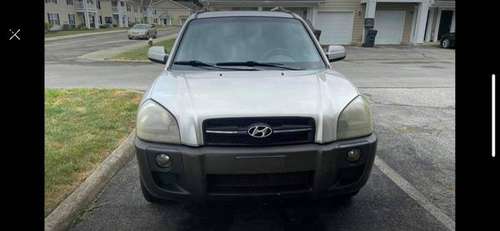 Hyundai Tucson 2005 - cars & trucks - by owner - vehicle automotive... for sale in New Albany, OH