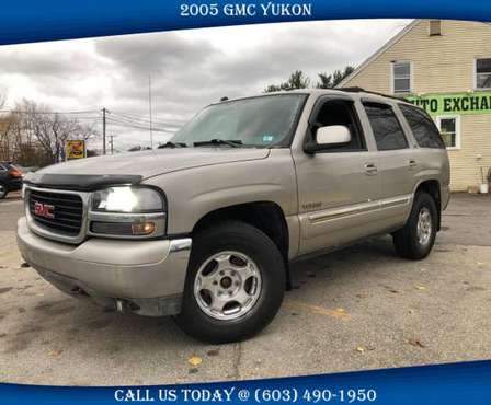 2005 GMC Yukon Leather Sunroof 4x4 3rd Row - cars & trucks - by... for sale in Derry, NH
