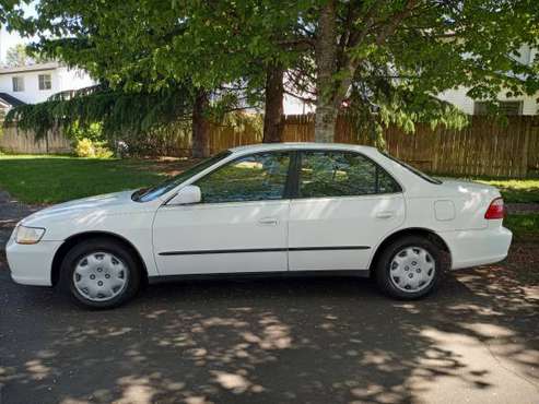 99 Honda Accord 4dr 5 speed for sale in Vancouver, OR