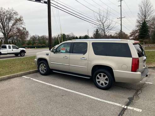 2007 Cadillac Escalade ESV - cars & trucks - by owner - vehicle... for sale in Ft Mitchell, OH