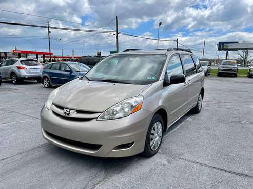 2009 TOYOTA SIENNA - - by dealer - vehicle automotive for sale in Carlisle, PA