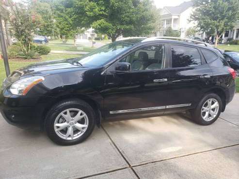REDUCED PRICE! GREAT 2011 NISSAN ROGUE SV LOADED WITH OPTIONS - cars... for sale in Matthews, NC