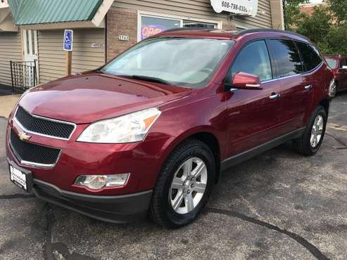 2010 Chevrolet Traverse LT - cars & trucks - by dealer - vehicle... for sale in Cross Plains, WI