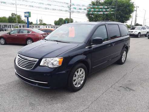 2015 Chrysler Town & Country (one owner) - - by dealer for sale in owensboro, KY