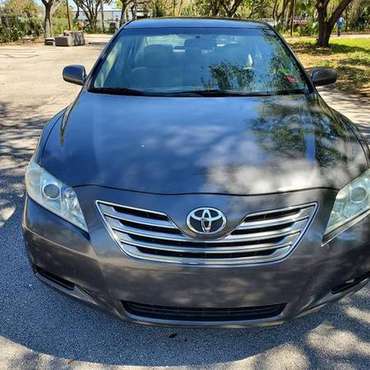 2008 TOYOTA CAMRY HYBRID 161,56 MILES - cars & trucks - by owner -... for sale in Fort Myers, FL