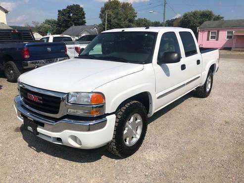2005 GMC Sierra 1500 SLE 4dr Crew Cab 4WD SB for sale in Lancaster, OH