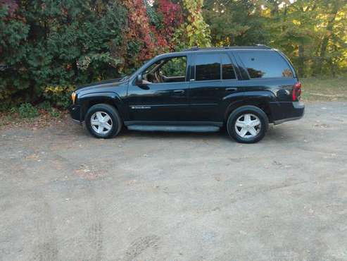 2002 Chevy Trailblazer LTZ 4x4 - cars & trucks - by owner - vehicle... for sale in West Springfield, MA