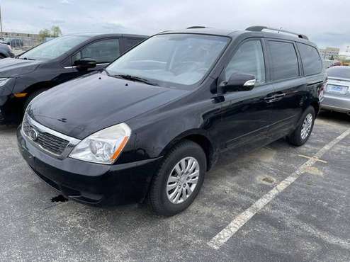 2012 Kia Sedona LX Minivan 4D - - by dealer - vehicle for sale in Maumee, OH