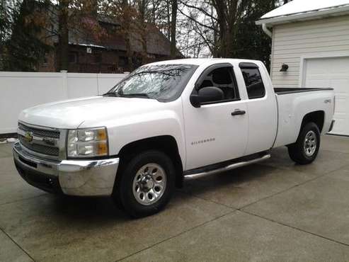 2012 Chevrolet Silverado 4x4 ext cab - cars & trucks - by owner -... for sale in Wadsworth, OH