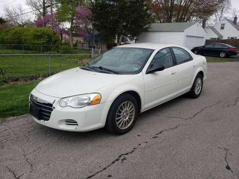 2004 chrysler sebring lx 70, 215 miles runs great no issues - cars & for sale in Columbus, OH