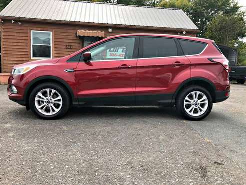 Ford Escape SE SUV 1 Owner Used Automatic Sport Utility 2wd Weekly... for sale in Asheville, NC