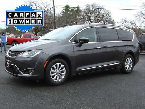 ★ 2018 CHRYSLER PACIFICA TOURING L with REMAINING FACTORY WARRANTY -... for sale in Feeding Hills, CT