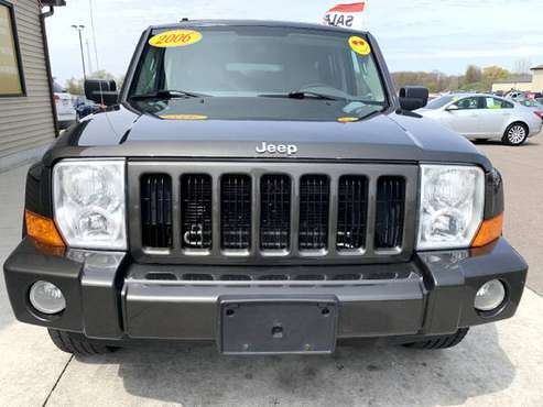 2006 Jeep Commander 4dr 4WD - - by dealer - vehicle for sale in Chesaning, MI
