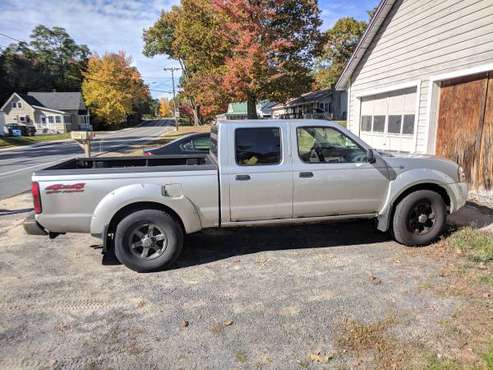 2004 Nissan Frontier 4WD Crew Cab for sale in Morrisonville, NY