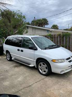 2000 White Dodge Grand Caravan - cars & trucks - by owner - vehicle... for sale in St. Augustine, FL