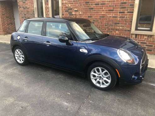 2015 Mini Cooper S 4-Door Hatchback Turbo - cars & trucks - by... for sale in Des Plaines, IL