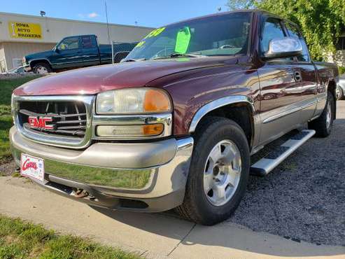2001 GMC Sierra Extended Cab SLE for sale in Marion, IA