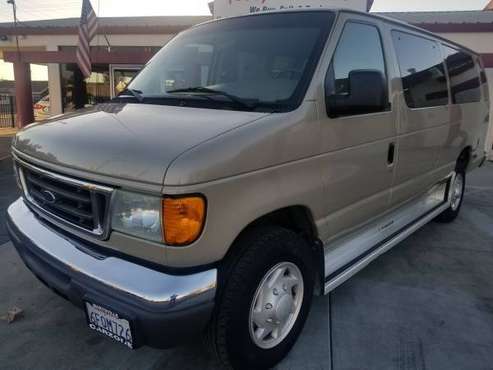 ///2007 Ford E-350//46k Miles!//1 Owner//Wheelchair Lift//12 Seats/// for sale in Marysville, CA