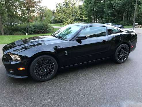 2014 Ford Mustang Shelby GT500 662HP **690 original miles for sale in Andover, MN