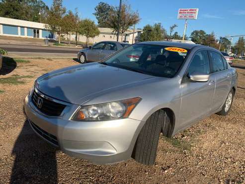 2010 Honda Accord LX low miles - cars & trucks - by dealer - vehicle... for sale in Alexandria, LA