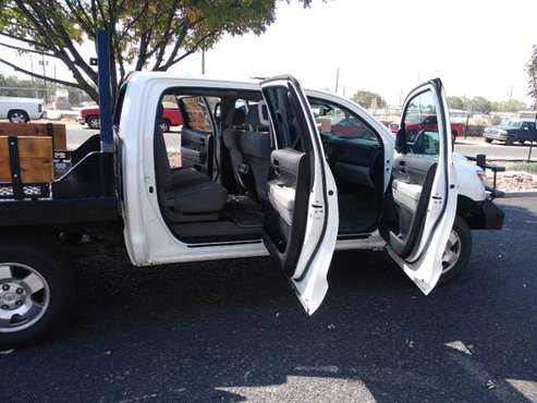 Toyota Tundra 2011 - cars & trucks - by owner - vehicle automotive... for sale in Santa Fe, NM