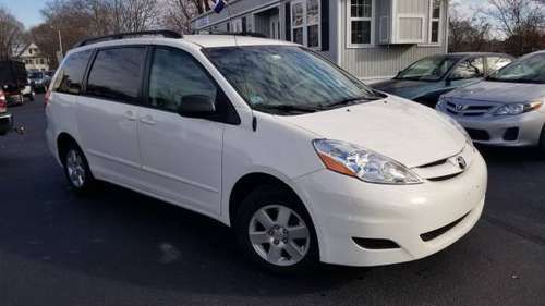 2006 Toyota Sienna LE only 63K ONE OWNER - cars & trucks - by dealer... for sale in Worcester, MA