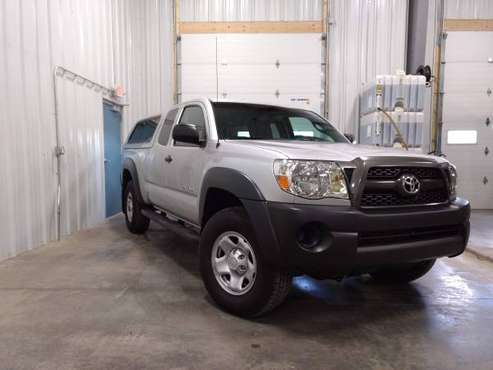 2011 TOYOTA TACOMA V6 4X4 23K MILES, 1 OWNER CLEAN - SEE PICS for sale in GLADSTONE, WI