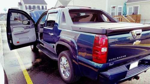 2007 Chev Avalanche - cars & trucks - by owner - vehicle automotive... for sale in Fredericksburg, VA