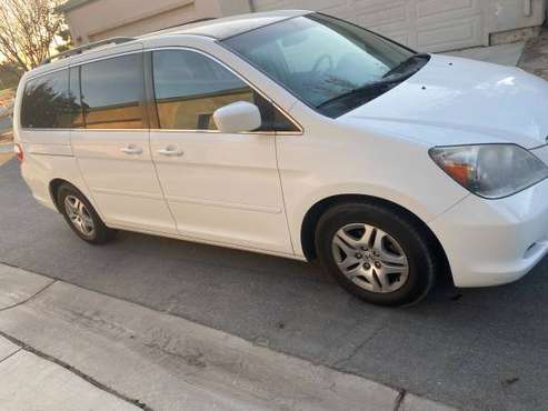 2007 Honda Odyssey - cars & trucks - by owner - vehicle automotive... for sale in Greenfield, CA