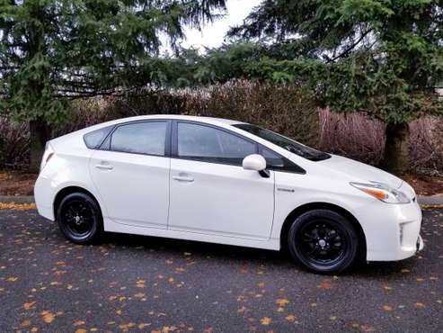 2014 Toyota Prius Five V Four Door Hatchback - cars & trucks - by... for sale in Auburn, WA