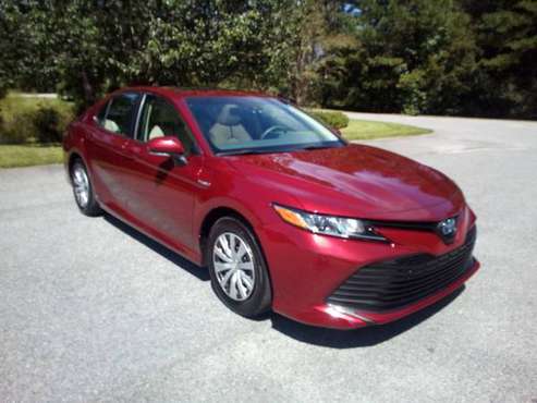 2018 Toyota Camry Hybrid - cars & trucks - by owner - vehicle... for sale in Bluffton, GA