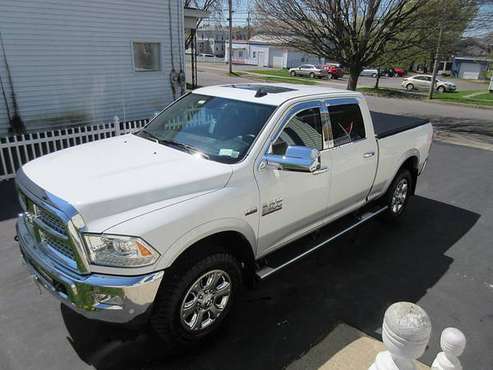 2017 Ram 2500 laramie Ultimate trailer towing Machine - cars & for sale in Oswego, NY