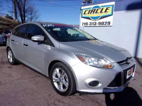 2014 Ford Focus, 106K miles, Great MPG, SPORTY HATCHBACK!! - cars &... for sale in Colorado Springs, CO
