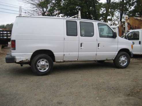2006 Ford E250 work van - cars & trucks - by dealer - vehicle... for sale in Hampton, MA