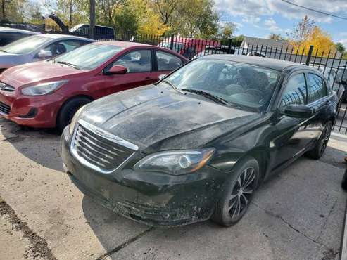 2013 chrysler 200 S - cars & trucks - by owner - vehicle automotive... for sale in Hammond, IL