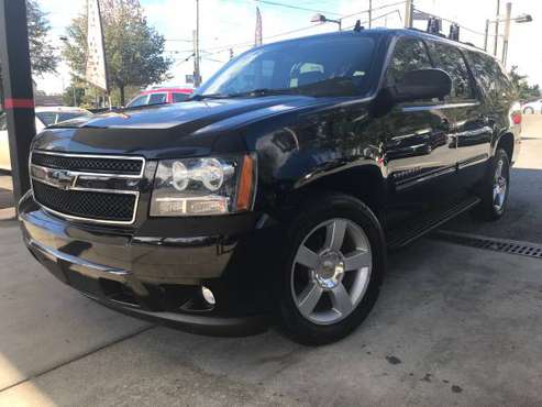 2011 Chevrolet Chevy Suburban LT Extra Clean - cars & trucks - by... for sale in Tallahassee, FL