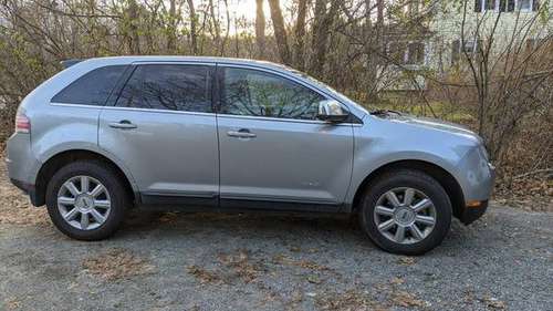 2007 Lincoln MKX AWD Private Party Title In Hand - cars & trucks -... for sale in West Bridgewater, RI