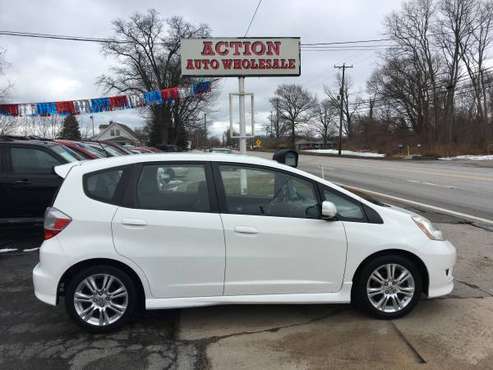 2009 Honda Fit Sport, Runs Great, NO RUST HERE! for sale in Painesville , OH